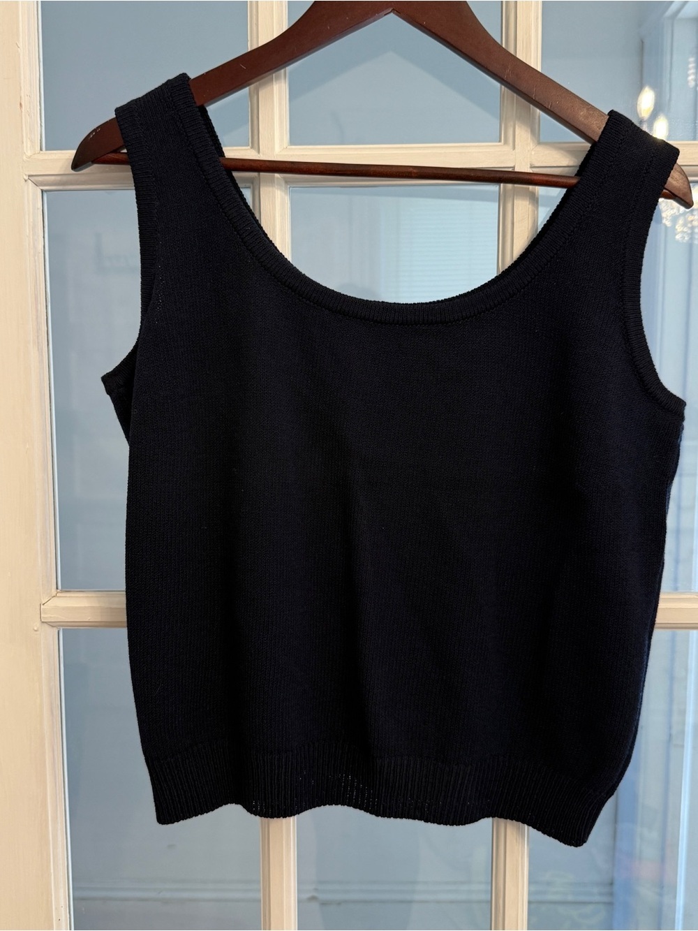 ST. JOHN Women’s Basics Black Santana Knit Scoop Neck Boxy Tank Top M